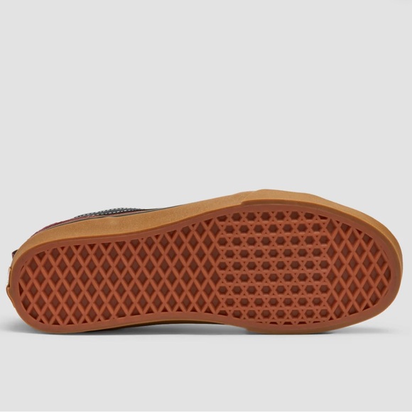 VANS | Filmore Skate Shoes in Suede/ Mesh in Chocolate/ Gum - Picture 3 of 9